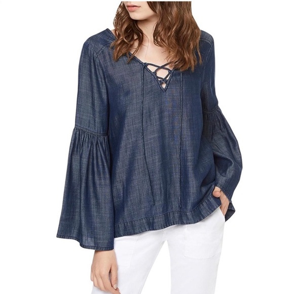 Sanctuary Chambray Bell Sleeve Lila Top - Picture 1 of 6